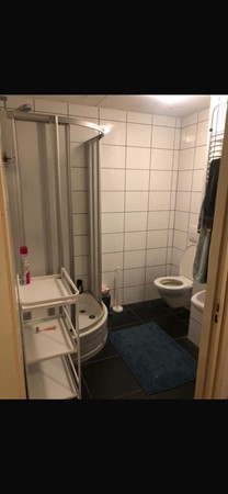 Gedeelde badkamer.jpeg